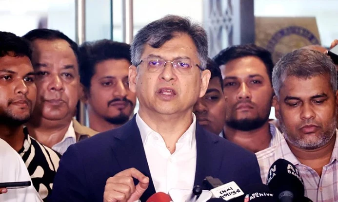 তারেক রহমানের প্রত্যাবর্তন গণতন্ত্রকে শক্ত ভিত্তি দেবে: সালাহউদ্দিন